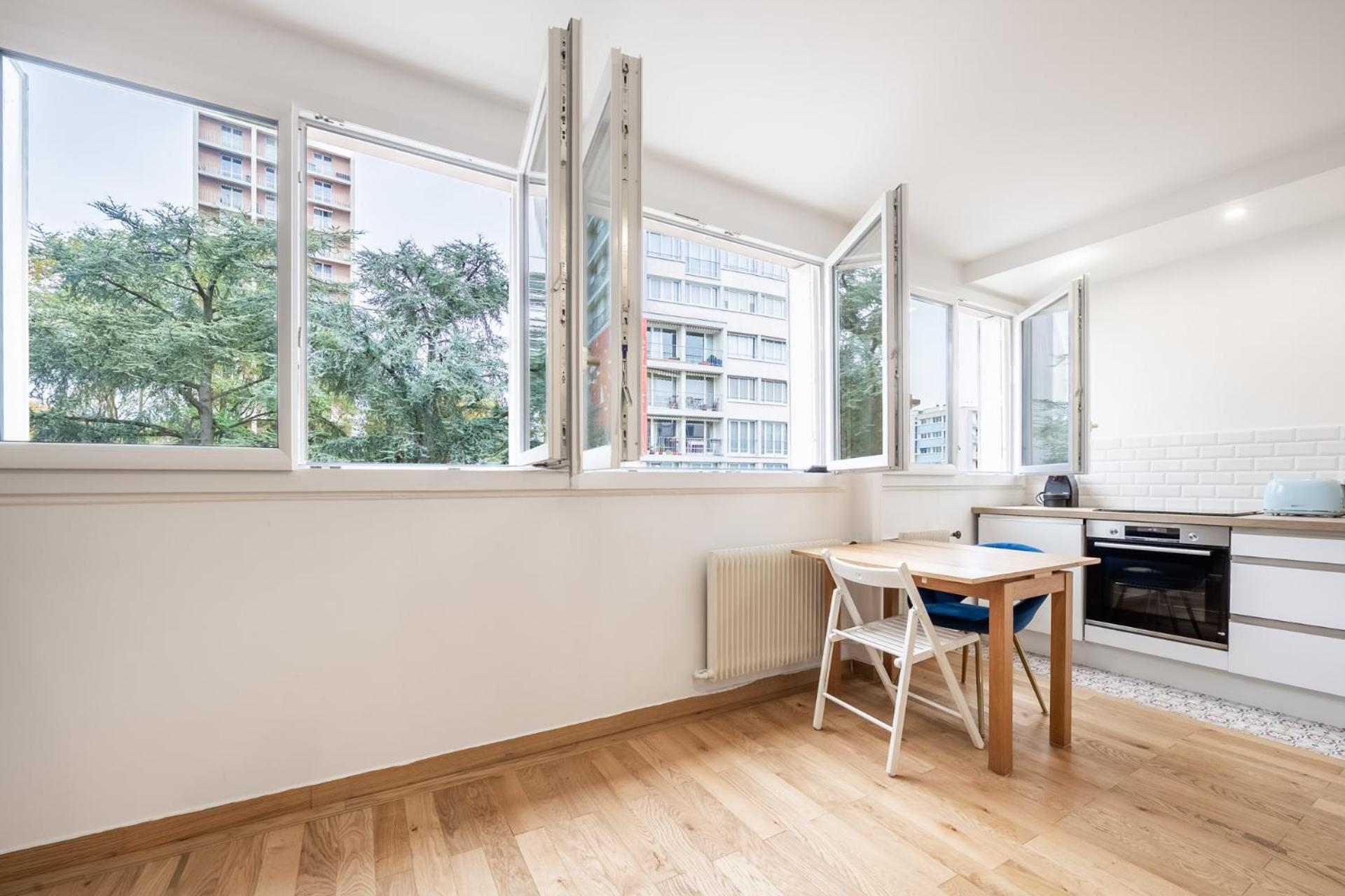 Charming Parisian Home Away From Home In The Heart Of Paris Dış mekan fotoğraf
